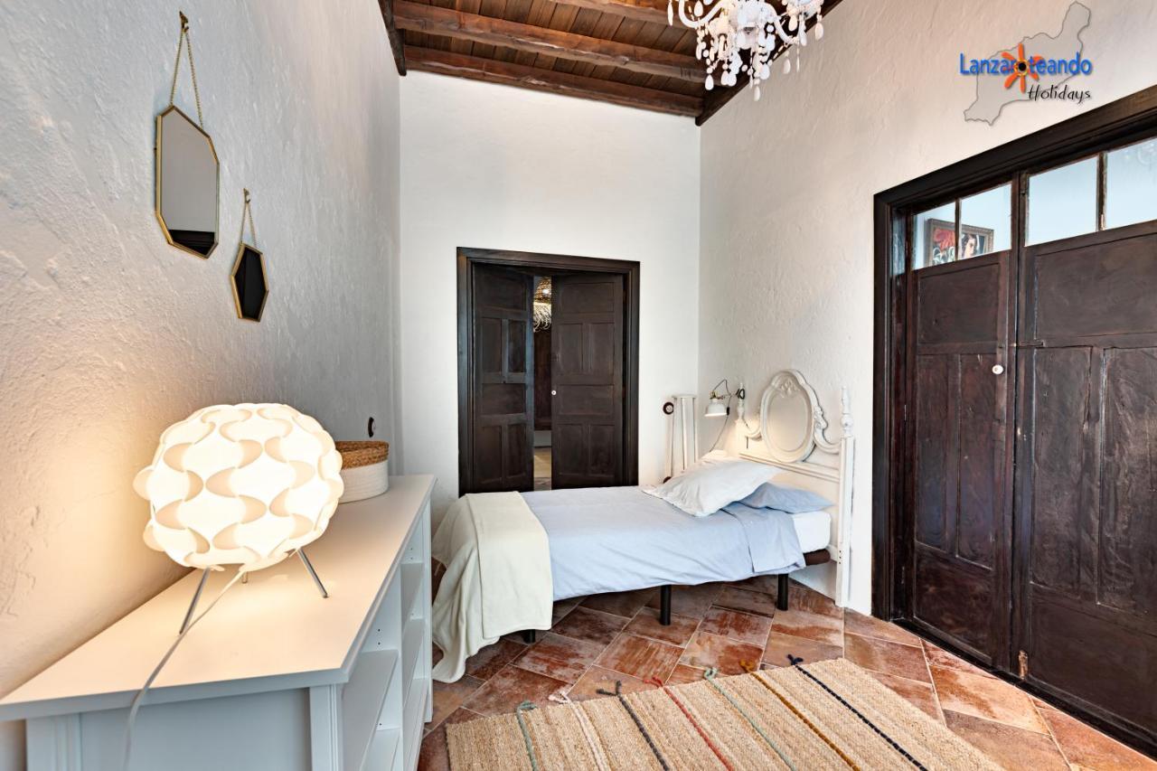 Vivienda Vacacional El Patio De Franky Teguise  Dış mekan fotoğraf